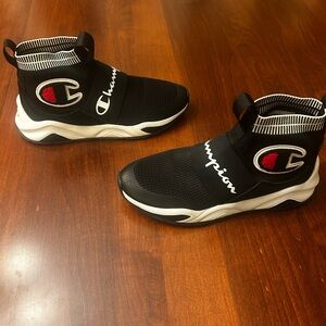 Champion Rally Pro Big Boy 6Y Women’s 7.5/8 Excellent Condition